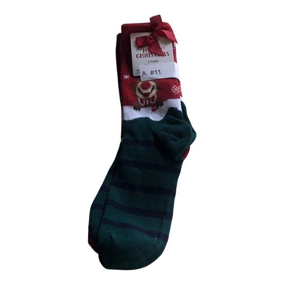 Ladies NWT Christmas Holidays Crew Socks Pack of 2 Pairs Socks 9-11 - Picture 1 of 12